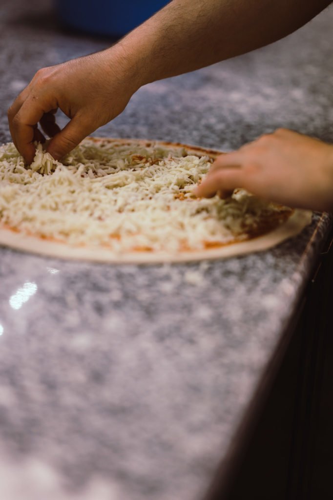 tvb-hallein-duerrnberg-erleben-shopping-koenig-kebab-pizza-kaese