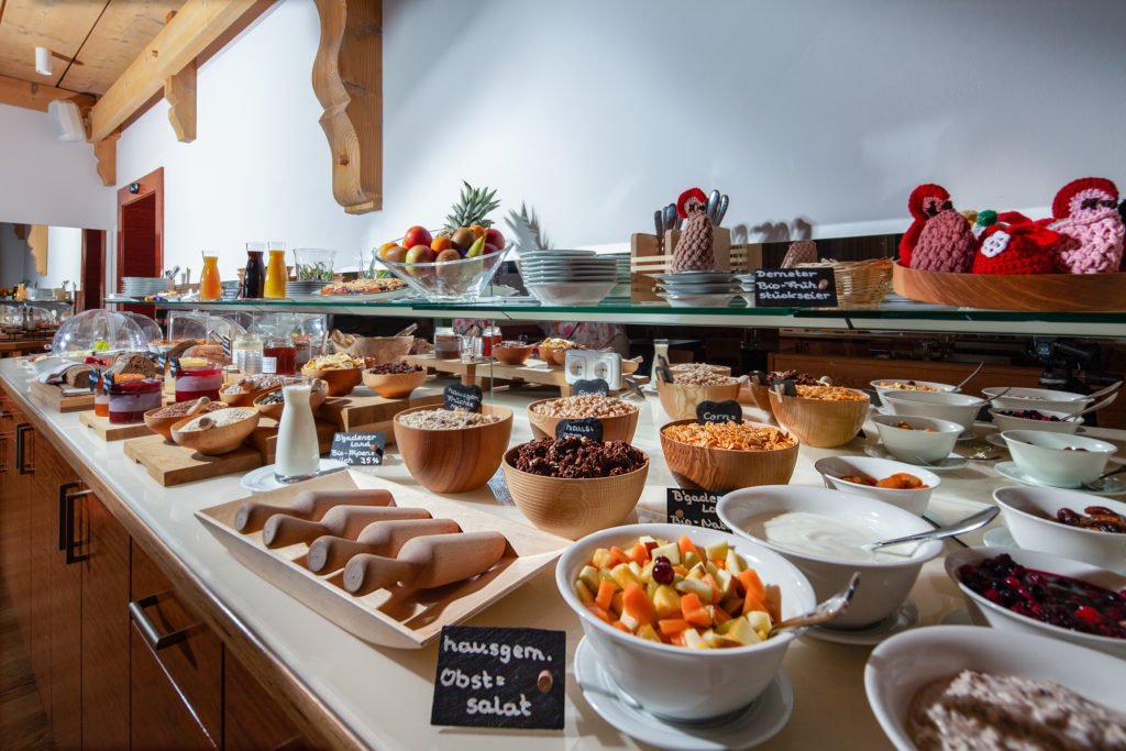 tvb-hallein-duerrnberg-geniessen-cafe-kranzbichlhof-buffet