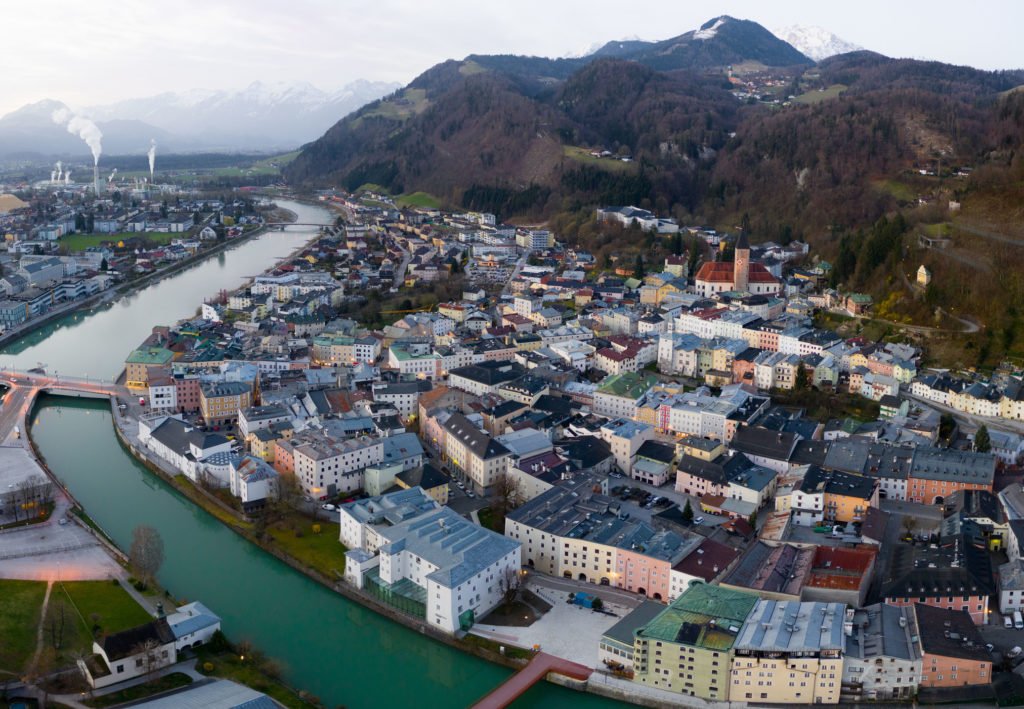 tvb-hallein-duerrnberg-historische-altstadt-drohne