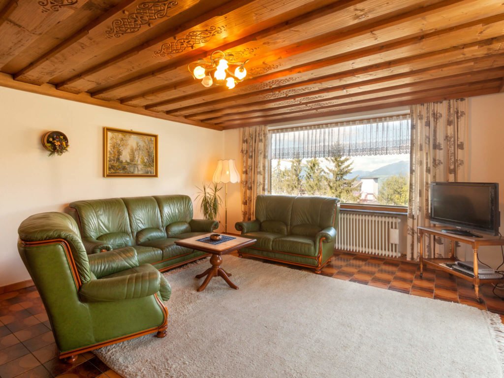 tvb-hallein-duerrnberg-unterkunft-wallmann-wohnzimmer