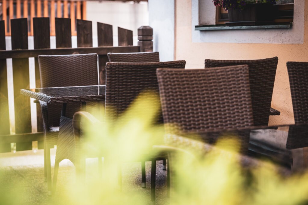 tvb-hallein-duerrnberg-erleben-geniessen-casa-quattro-detail-gastgarten
