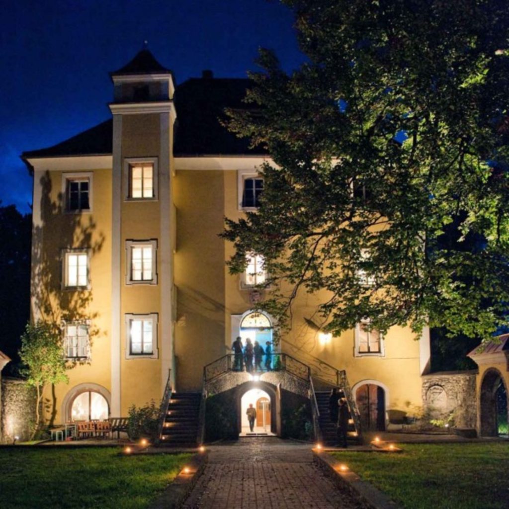 tvb-hallein-duerrnberg-erleben-kultur-schloss-wiespach-nacht