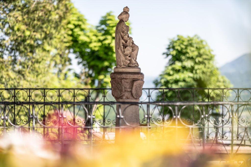 tvb-hallein-duerrnberg-erleben-sehenswuerdigkeiten-liebfrauenbruendl-detail-statue