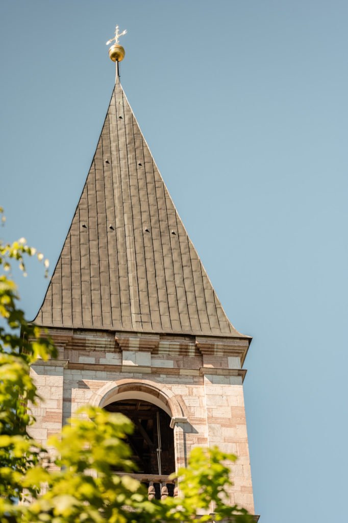 tvb-hallein-duerrnberg-erleben-sehenswuerdigkeiten-wallfahrtskirche-duerrnberg-kirchturm
