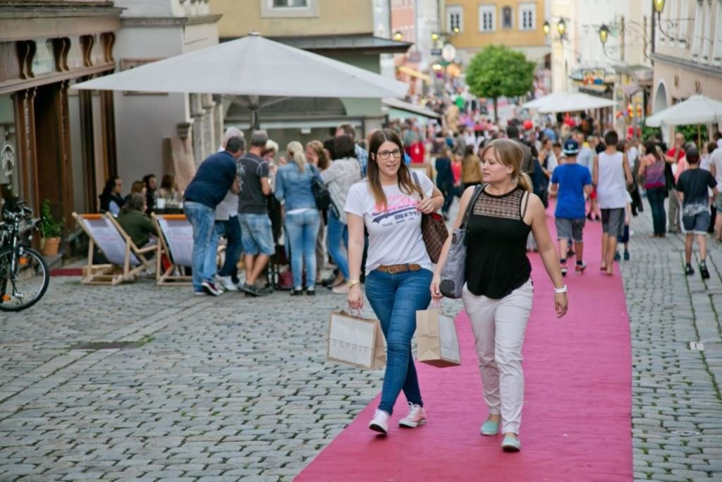 tvb-hallein-duerrnberg-shoppen-moonlight-shopping-18