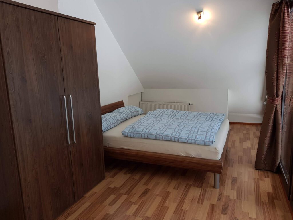 tvb-hallein-duerrnberg-unterkunft-studio-stieglhaeusl-schlafzimmer