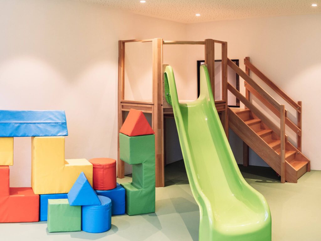 tvb-hallein-duerrnberg-geniessen-brueckenwirt-kinderspielzimmer