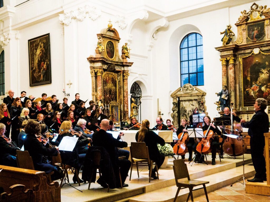 tvb-hallein-duerrnberg-veranstaltung-chor-solisten