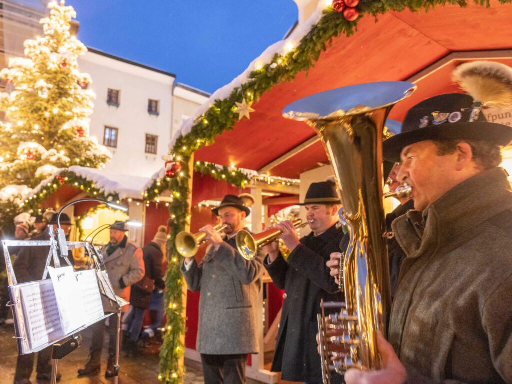 tvb-hallein-duerrnberg-veranstaltung-adventmarkt-musik