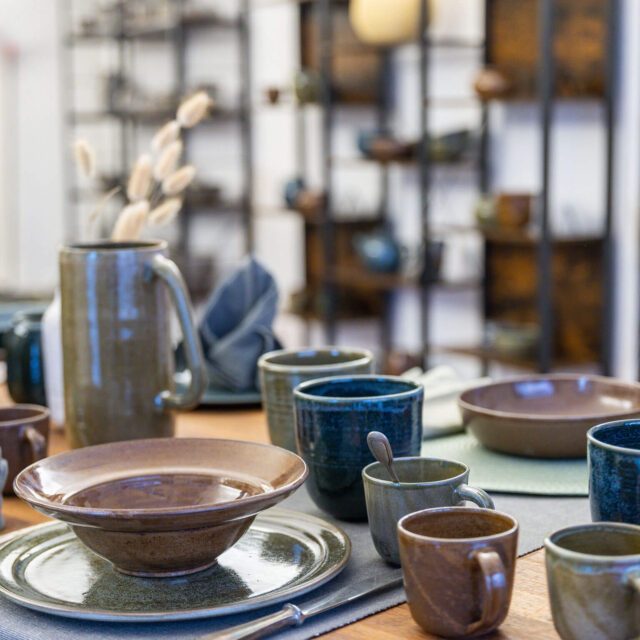 tvb-hallein-duerrnberg-shopping-pando-ceramics-tisch