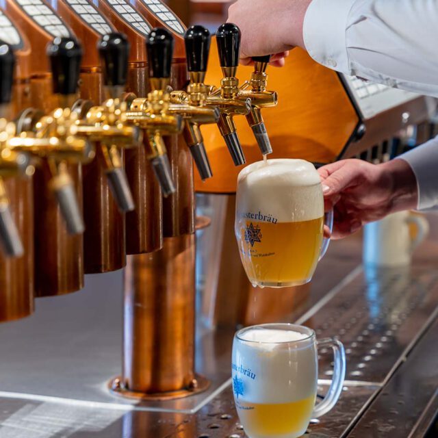 Bierzapfen © Hofbräu Kaltenhausen